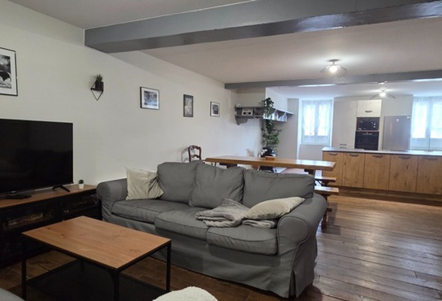 Exclusivité : Appartement atypique T3, 110m², rénovation de qualité, LARUNS (64) — photo 1
