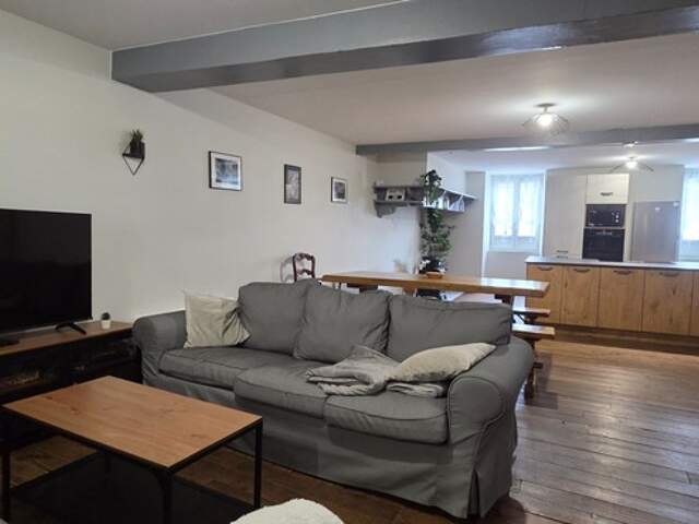 Exclusivité : Appartement atypique T3, 110m², rénovation de qualité, LARUNS (64) — photo du bien