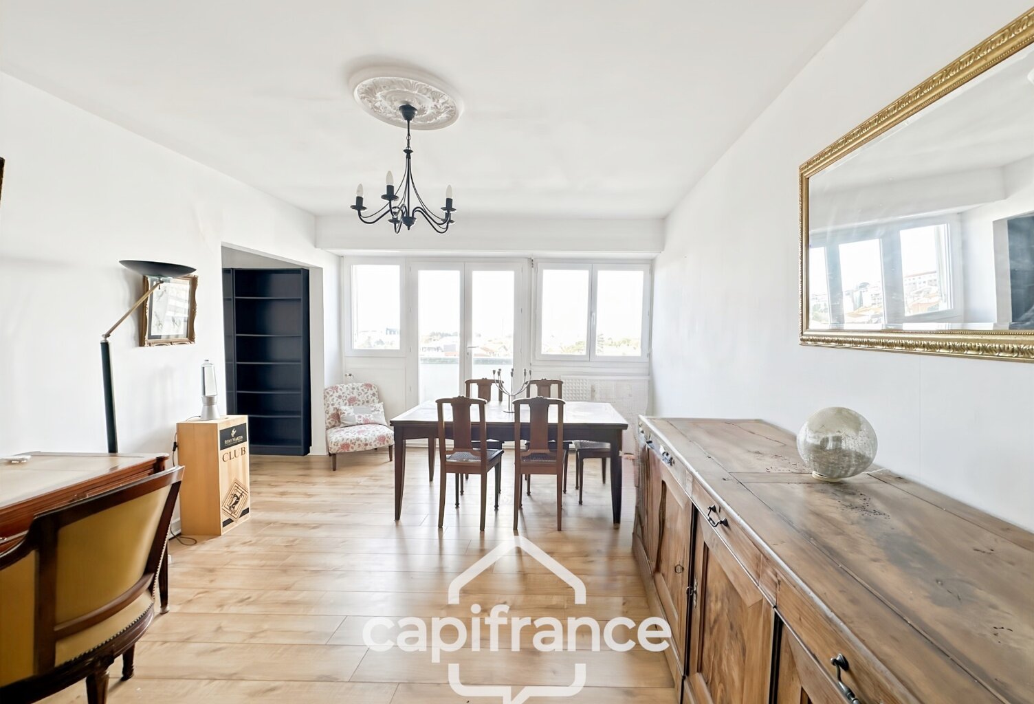 Appartement à vendre, La Rochelle quartier de La Genette, 69m2, 2 Chambres, dernier étage avec ascenseur, cave et parking — photo 1
