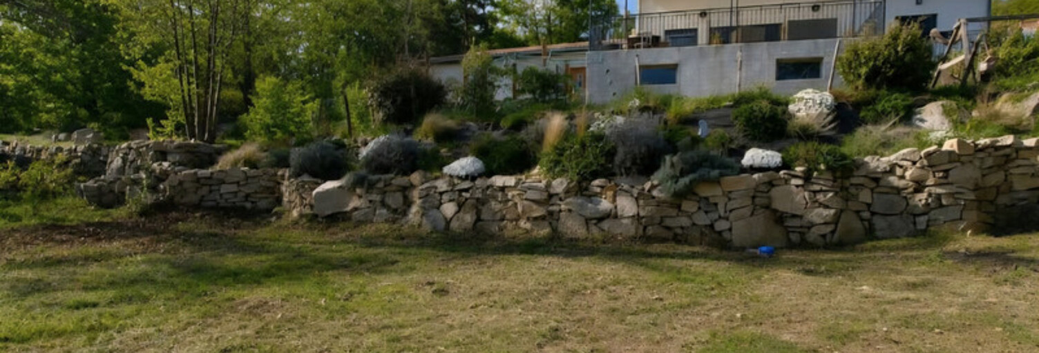 Maison 7 Pièces 188 m² à vendre à Gluiras (07190)