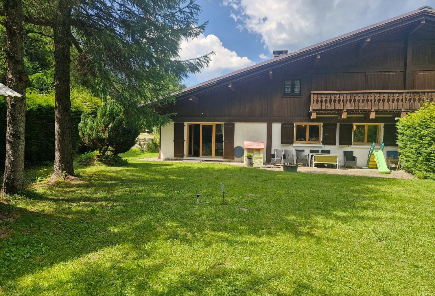 Demi Chalet à vendre 5 pièces LES CONTAMINES MONTJOIE (74) — photo 1