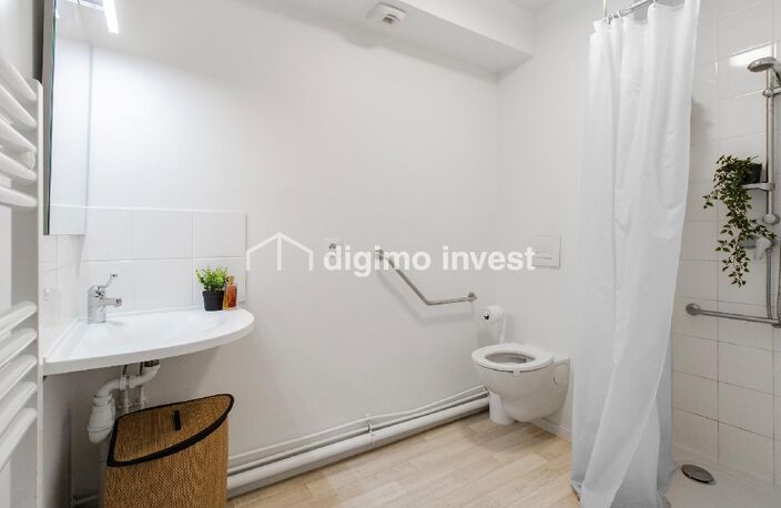 Grand studio PMR - Immeuble récent — photo 5