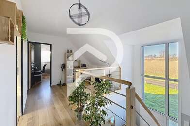 Maison 5 pièces 299250 €