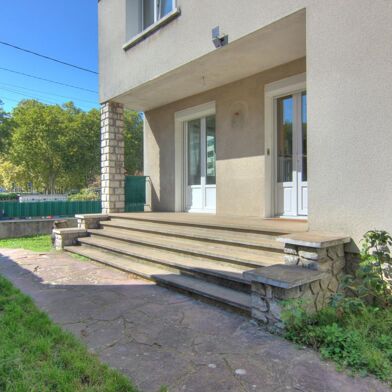 Maison 5 pièces 365700 €