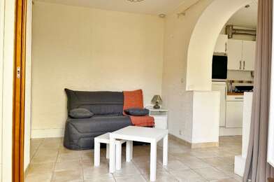 Appartement 1 pièces 880 €