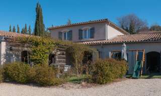 Maison 5 Pièces 460 m² à vendre à Grambois (84240)