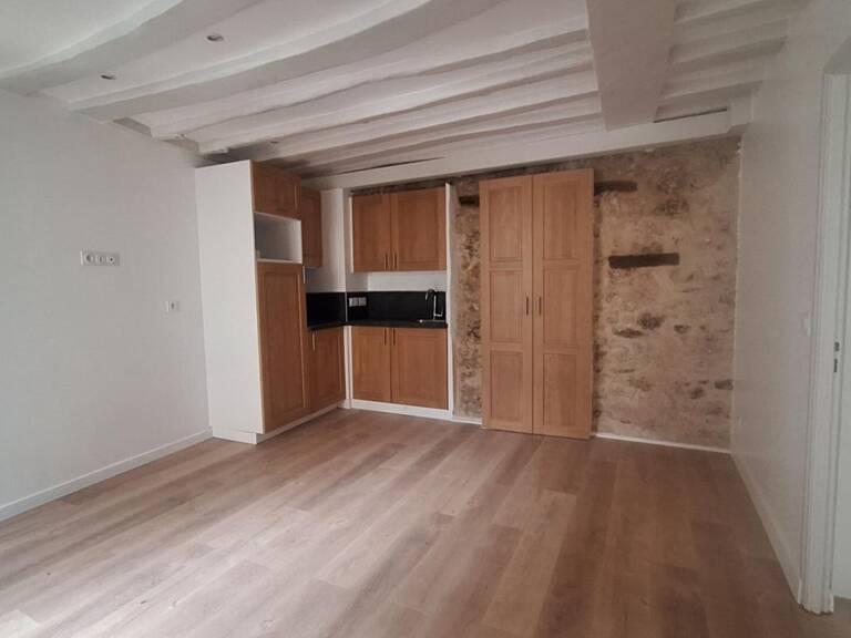 Appartement de charme Type  T2 RENOVE en RDC — photo 1