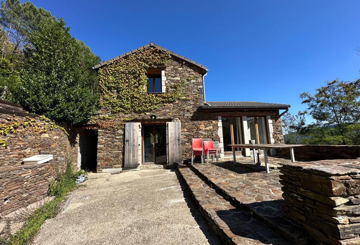 Maison de hameau avec vue — photo 1