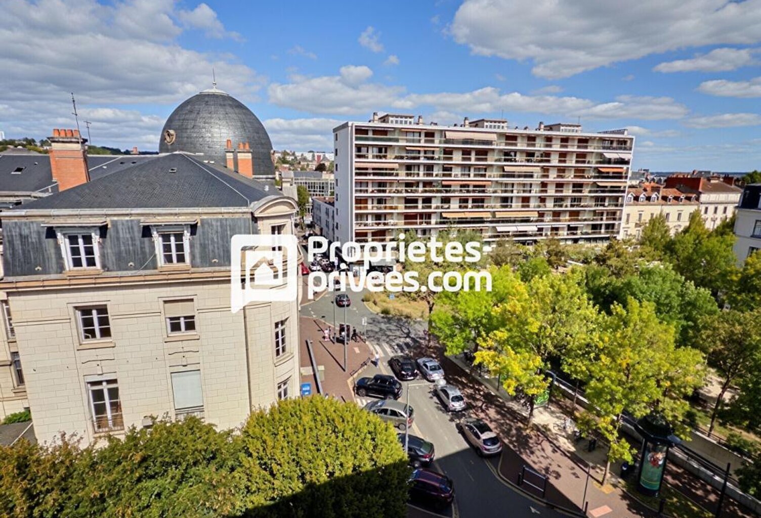 Appartement  T5/6 d'env. 106 m2 en dernier étage  avec 3/4 ch. et cave dans secteur prisé sur PERIGUEUX (24000) — photo 1