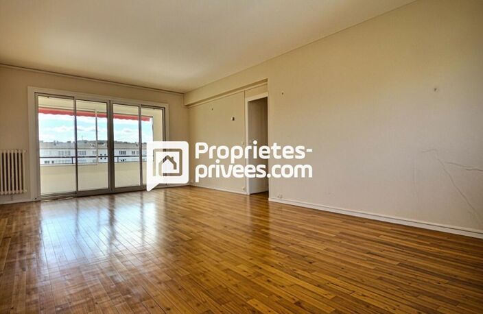 Appartement  T5/6 d'env. 106 m2 en dernier étage  avec 3/4 ch. et cave dans secteur prisé sur PERIGUEUX (24000) — photo 3