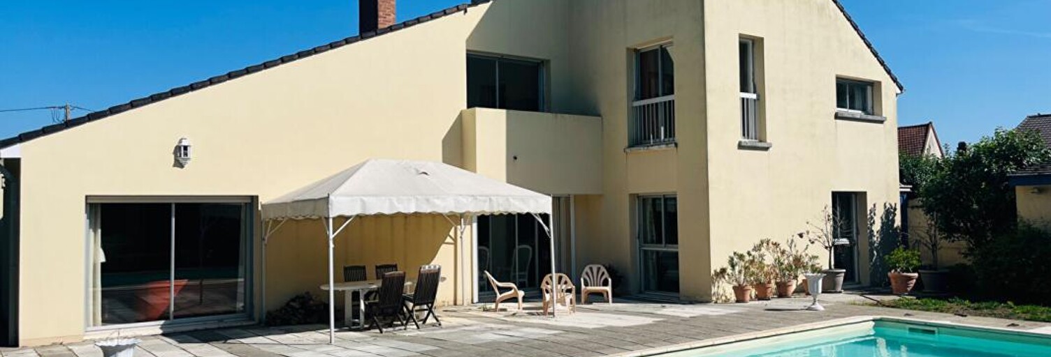 Maison 11 Pièces 359 m² à vendre à Marcilly-sur-Seine (51260)