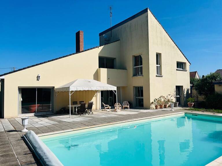 Maison d'architecte 11 pièces, 359 m2 sur parc de 7609 m2 — photo 1