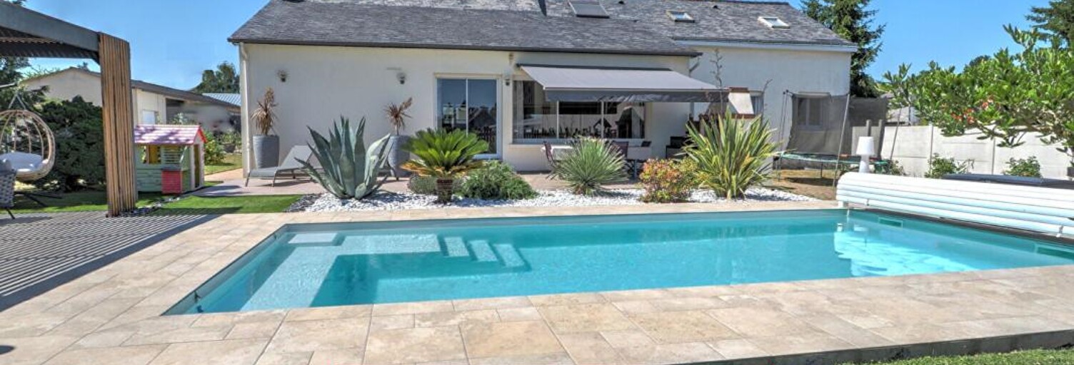 Maison 12 Pièces 295 m² à vendre à Longué-Jumelles (49160)