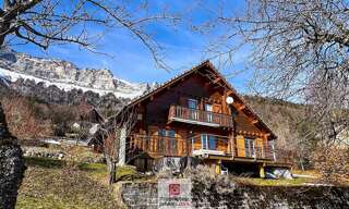 Maison 6 Pièces 159 m² à vendre à Plateau-des-Petites-Roches (38660)