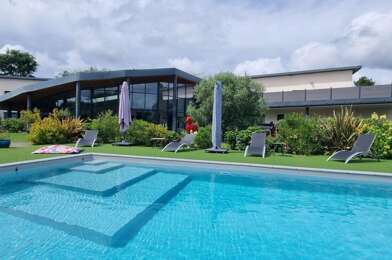 Maison 16 pièces 1295000 €