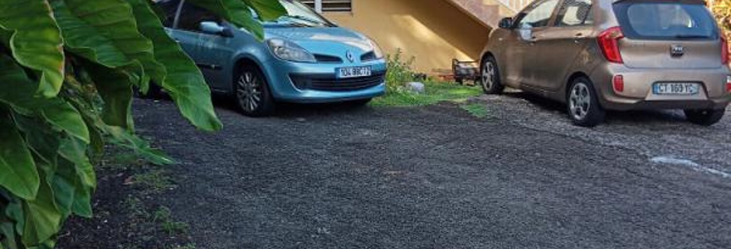 Immeuble  240 m² à vendre à Le Marigot (97225)