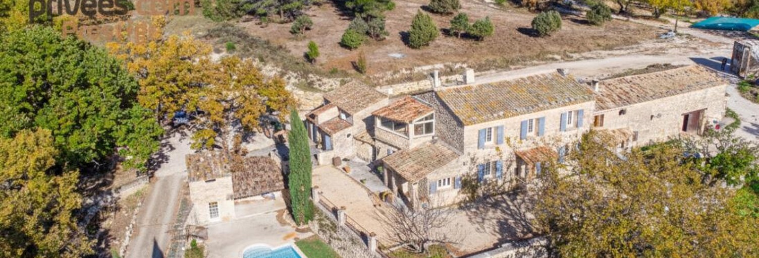 Maison 10 Pièces 305 m² à vendre à Murs (84220)