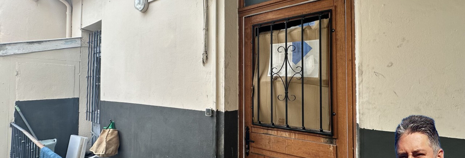 Immeuble  170 m² à vendre à Saint-Fons (69190)