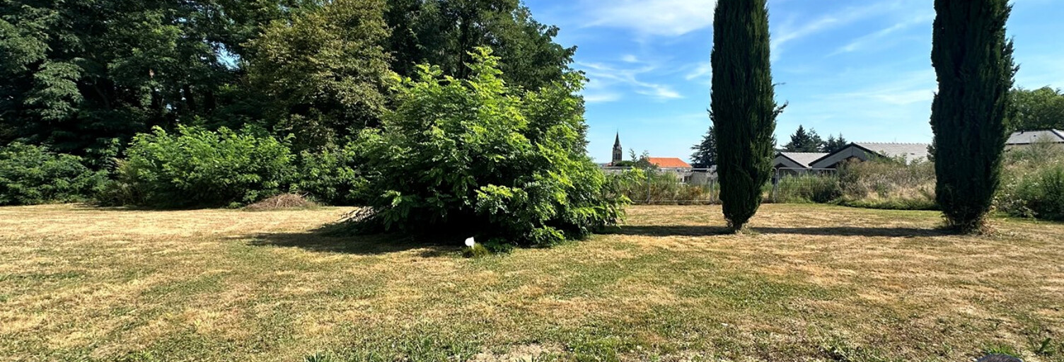 Terrain  472 m² à vendre à Saint-Bonnet-de-Mure (69720)