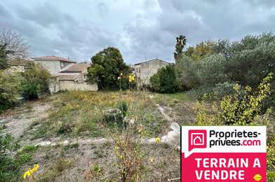 Terrain  324000 €