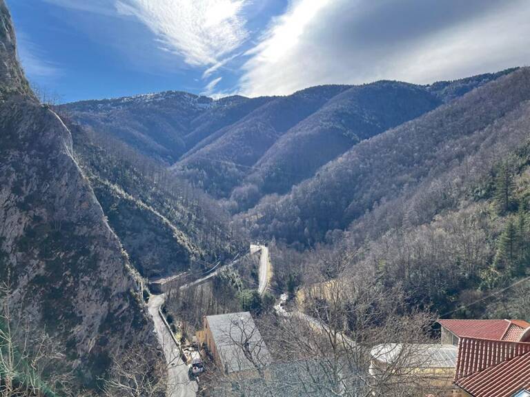 Charmant studio de 23 m2 à Prats De Mollo La Preste proche cure, idéal  investissement locatif — photo 1