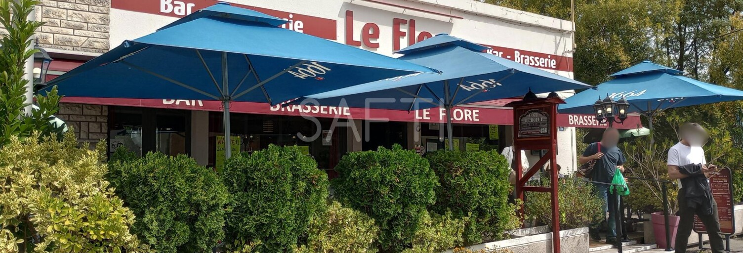 Commerce 4 Pièces 332 m² à vendre à Chalais (16210)