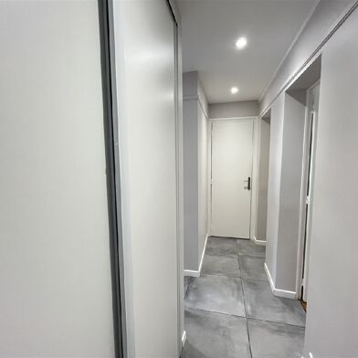 Appartement 4 pièces 215000 €