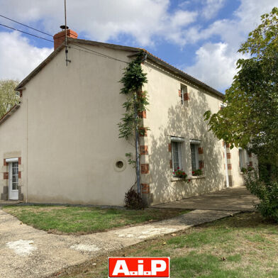 Maison 6 pièces 296400 €