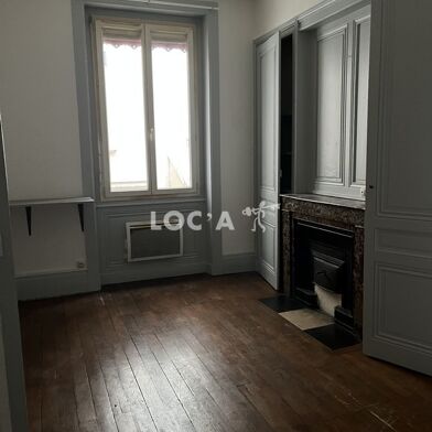 Appartement 2 pièces 720 €