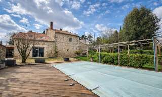 Maison 7 Pièces 202 m² à vendre à La Caillère-Saint-Hilaire (85410)