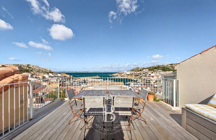 VENTE - 13008 -  LES GOUDES - MAISON - VUE MER - GARAGE — photo 5