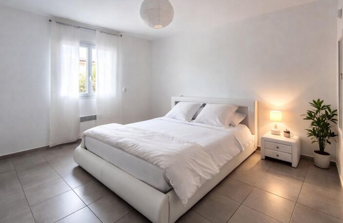 Maison moderne avec bel extérieur aménagés — photo 5