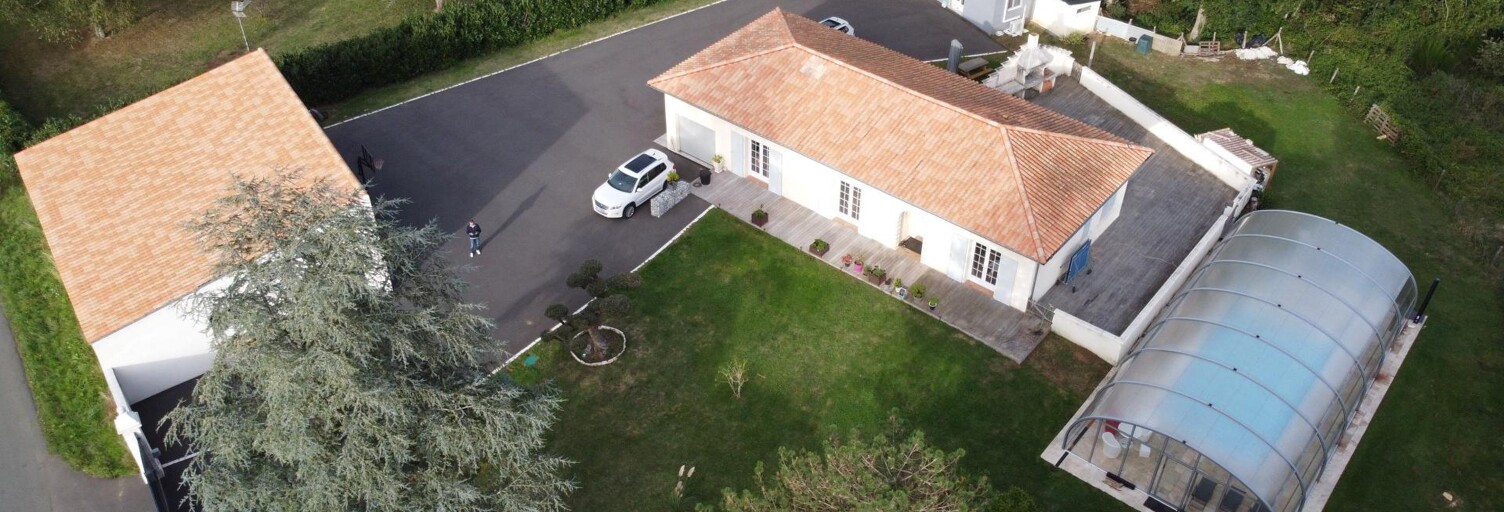 Maison 8 Pièces 173 m² à vendre à Beurlay (17250)