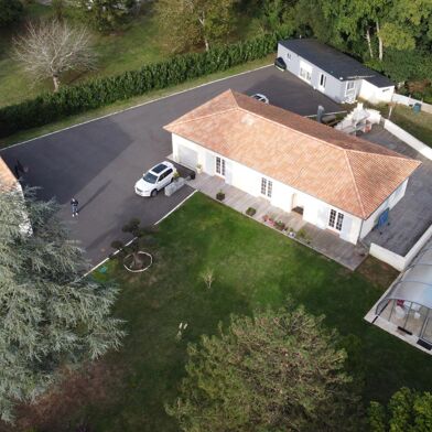 Maison 8 pièces 470000 €