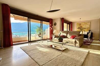 Appartement 4 pièces 697000 €