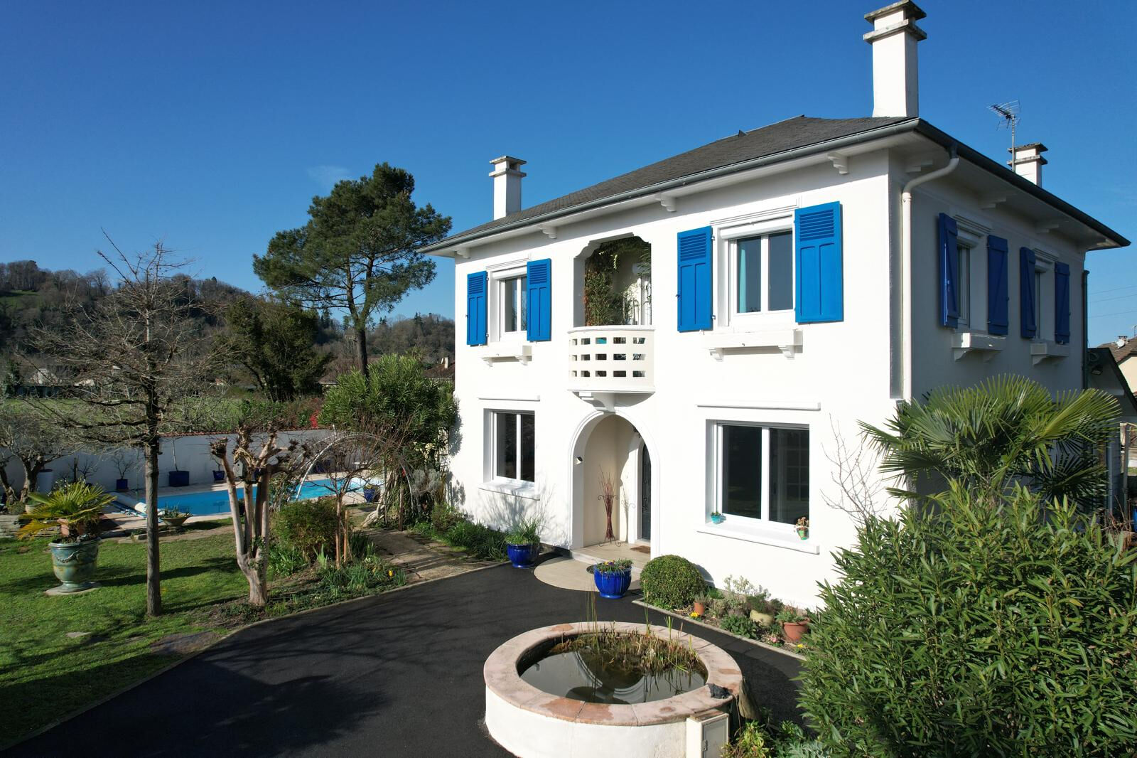 Villa / Maison  T8 à vendre Mazères-Lezons 64110