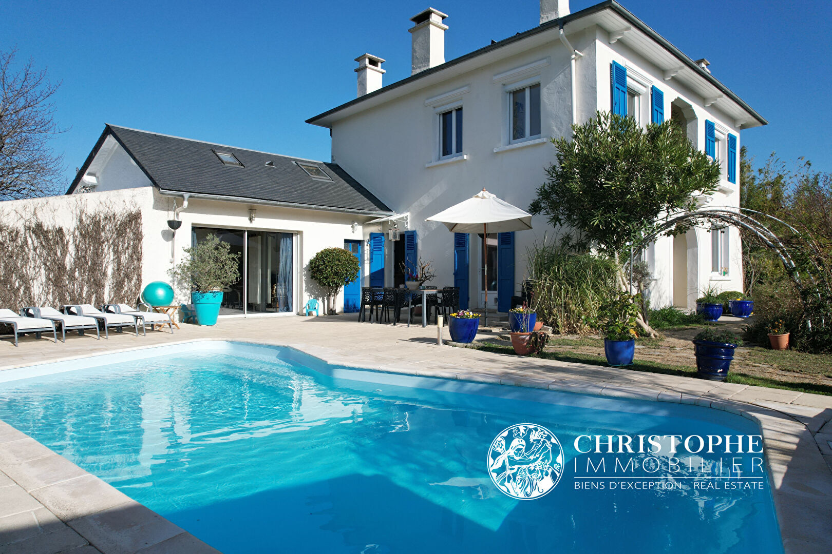 Villa / Maison  T8 à vendre Pau 64000