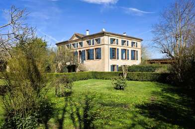 Maison 8 pièces 840000 €