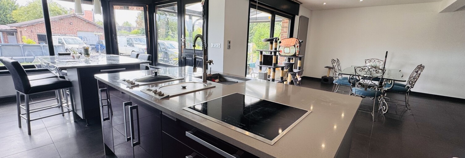 Maison 8 Pièces 195 m² à vendre à Waziers (59119)