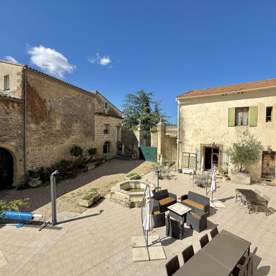 Maison 17 pièces 885000 €