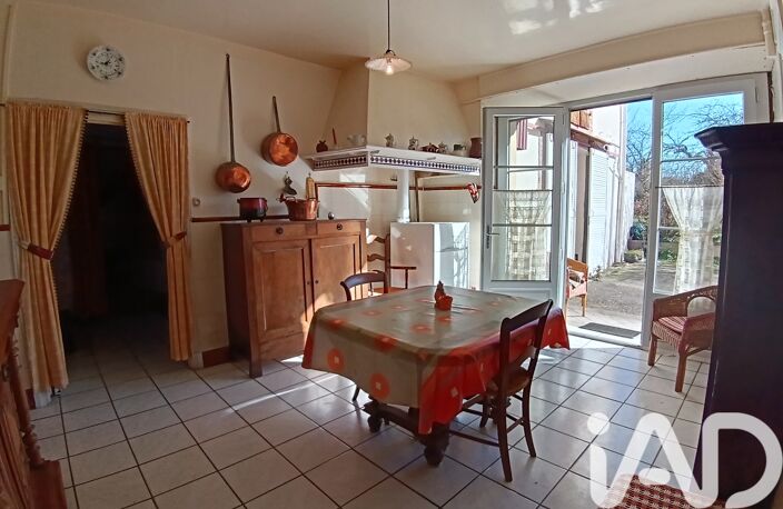 Vente Maison/villa 7 pièces — photo 2