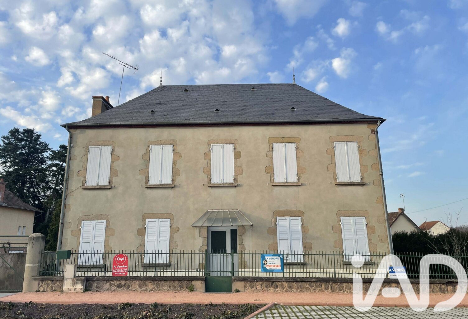 Vente Maison/villa 10 pièces — photo 1