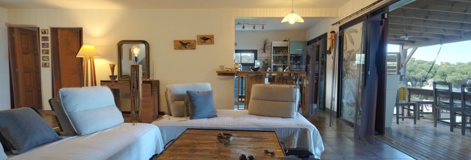 Maison 7 Pièces 223 m² à vendre à Les Avirons (97425)