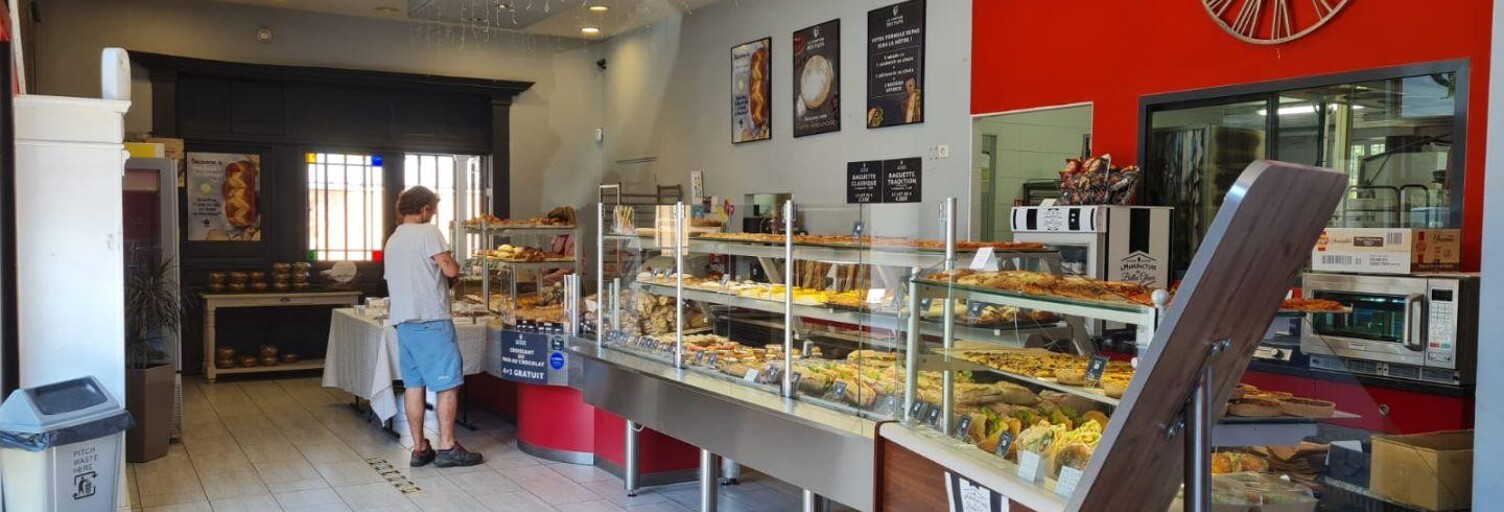 Commerce  235 m² à vendre à Saint-Andiol (13670)