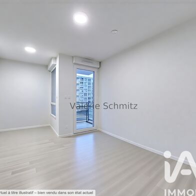 Appartement 1 pièces 90000 €