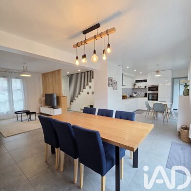 Maison 6 pièces 445000 €