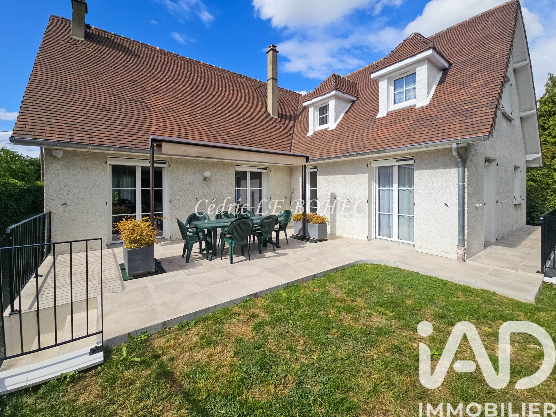 Taverny - 198m² - 8p. - 5ch.