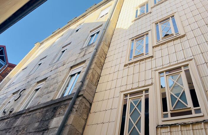 T2 dans bel immeuble ancien — photo 2