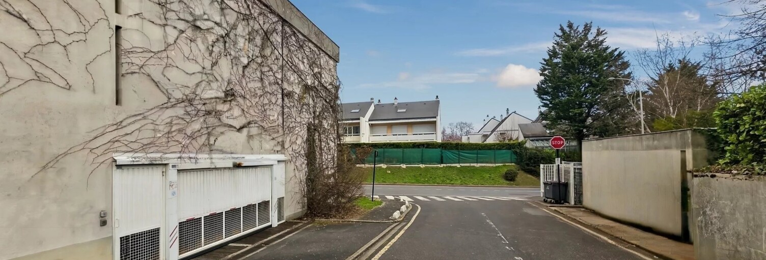 Garage   m² à vendre à Évry-Courcouronnes (91000)