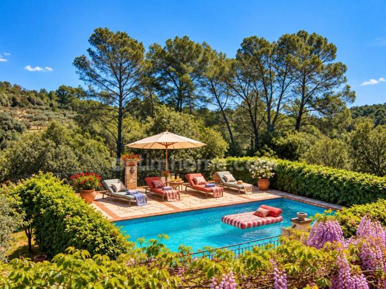 Grande propriété style provençal avec dépendances sur 1,6 ha — photo 1